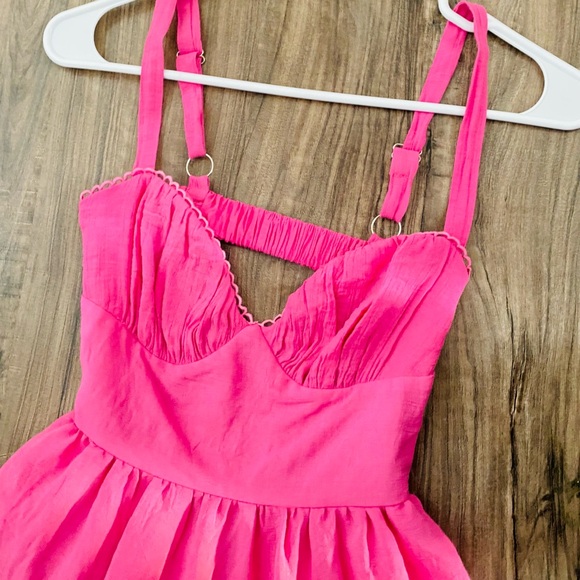 Princess Polly JOELLA MIDI
PINK DRESS - Picture 5 of 6